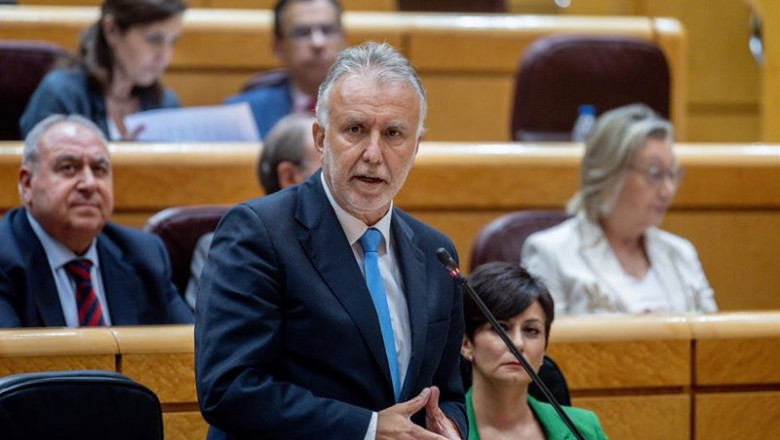 ep archivo   el ministro de politica territorial y memoria democratica angel victor torres