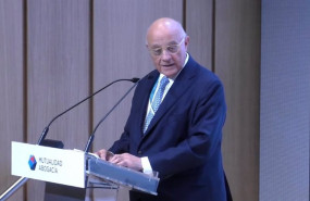 ep archivo el presidente de banco sabadell josep oliu durante su intervencion en el encuentro ep archivo el presidente de banco sabadell josep oliu durante su intervencion en el encuentro