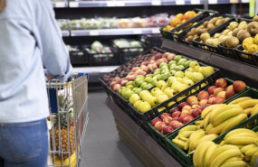 ep archivo lineal de fruta en un supermercado ep archivo lineal de fruta en un supermercado