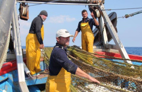 ep archivo   pescadores de la cooperativa de armadores de pesca del puerto de vigo arvi