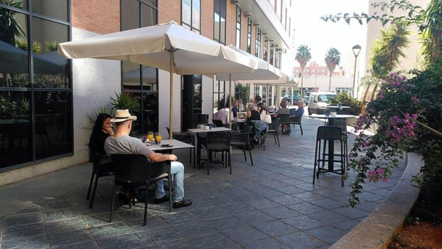 ep archivo   terraza de un hotel en almeria
