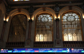 ep archivo   valores del ibex 35 en el palacio de la bolsa de madrid