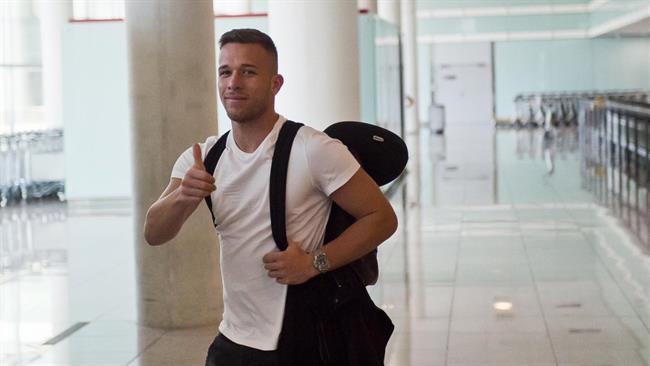 Arthur a su llegada a Barcelona | FC BARCELONA ep arthursu llegadabarcelona