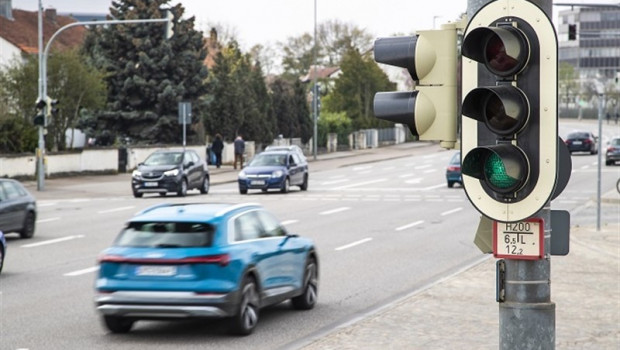 AUDI ep economiamotor- audi lanzaeuropaservicioinformacionsemaforos audi traffic light information