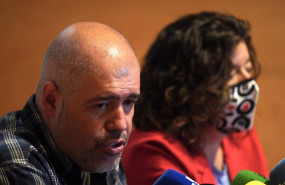 ep el secretario general de ccoo unai sordo en rueda de prensa en bilbao junto a la secretaria