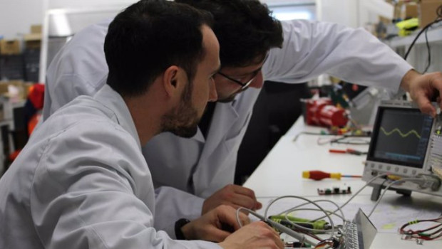 ep estos ciclos dualizados acercan las aulas a la empresa al combinar la formacion teorica con las