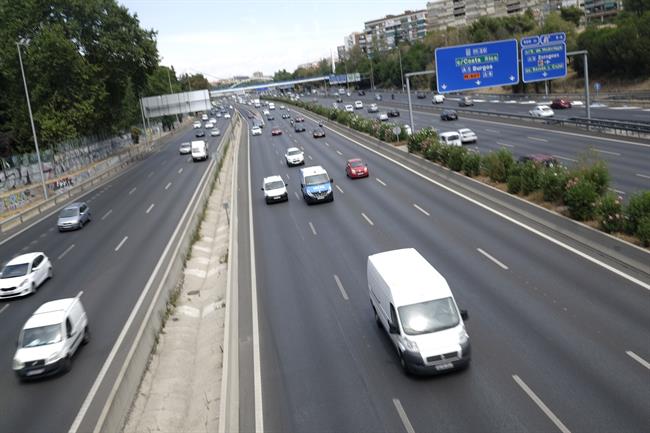 EDUARDO PARRA / EUROPA PRESS ep fotosrecursocoches taxis vtc gruas trafico carreteras autovias