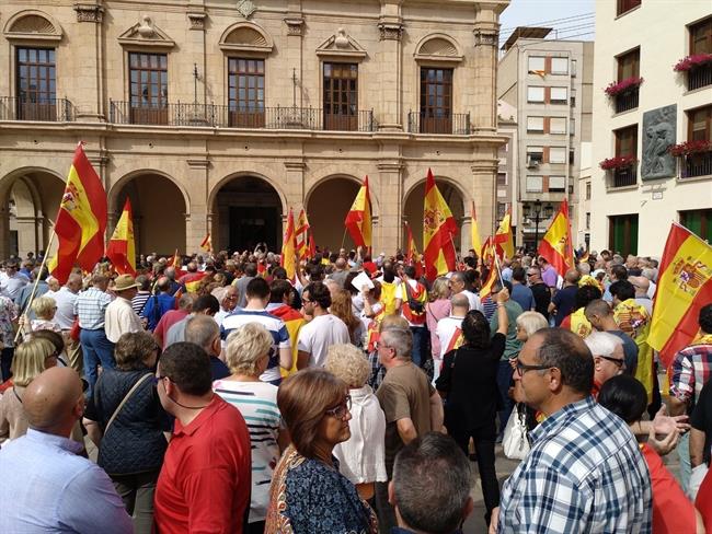 Imagen de la concentración. | VOX CASTELLÓN ep imagenla concentracion
