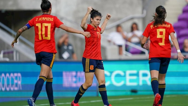 ep lucia garcia celebra un gol con la seleccion espanola de futbol ep lucia garcia celebra un gol con la seleccion espanola de futbol