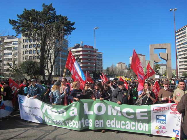 Manifestación contra la Lomce en Vigo | EUROPA PRESS ep manifestacionla lomcevigo