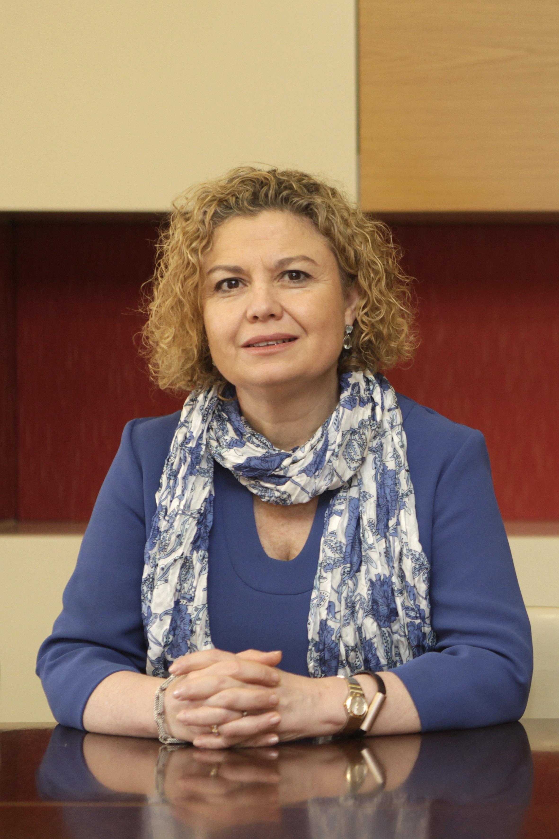 ep maria emilia adan decanacolegioregistradores