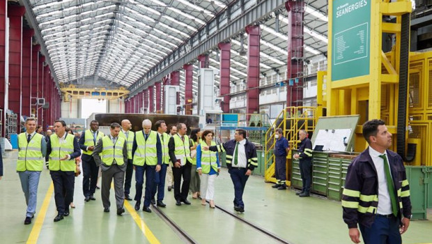 ep navantia y repsol se alian para impulsar el desarrollo industrial del hidrogeno renovable ep navantia y repsol se alian para impulsar el desarrollo industrial del hidrogeno renovable