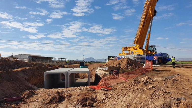 ep obras en una carretera ep obras en una carretera