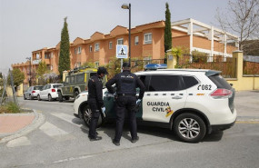 ep policias nacionales y guardias civiles colaboran con los miembros de la ume en la residencia de