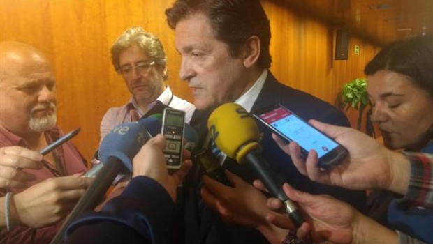 ep presidente asturiano javier fernandez