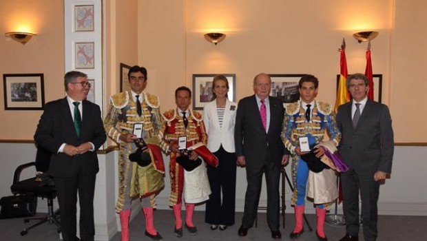 ep rey juan carlos presidecorridala beneficencialas ventas