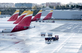 ep un vehiculo de handling de iberia