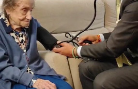 angelina torres cumple 112 aos con el dr manuel de la pea 20250318124818 