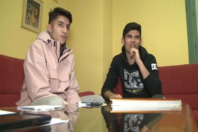 ep alumnoscaceres salvanun companeroprimeros auxilios