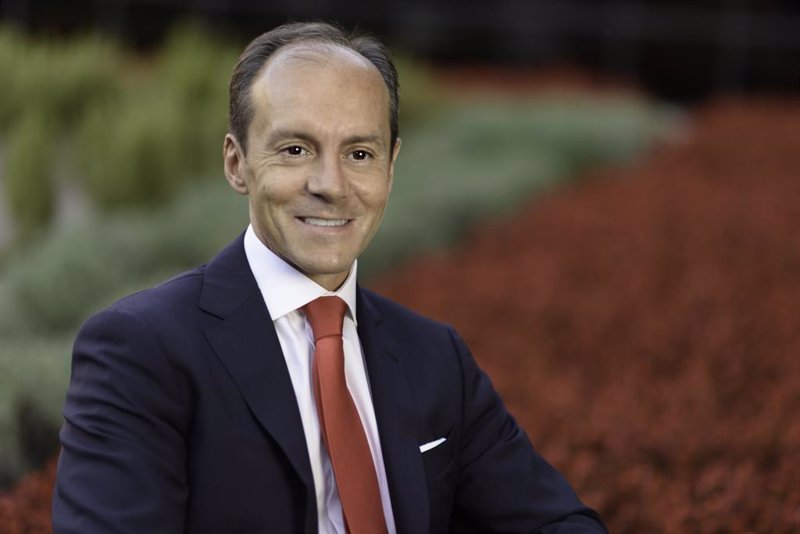 Santander nombra a António Simões CEO de España y releva a Bostock en Reino Unido