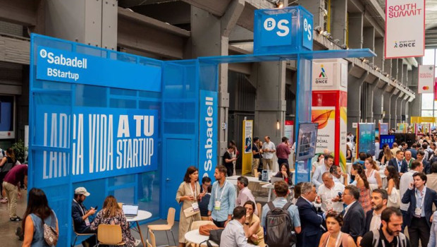 ep archivo estand de bstartup de banco sabadell en una edicion anterior de south summit madrid ep archivo estand de bstartup de banco sabadell en una edicion anterior de south summit madrid