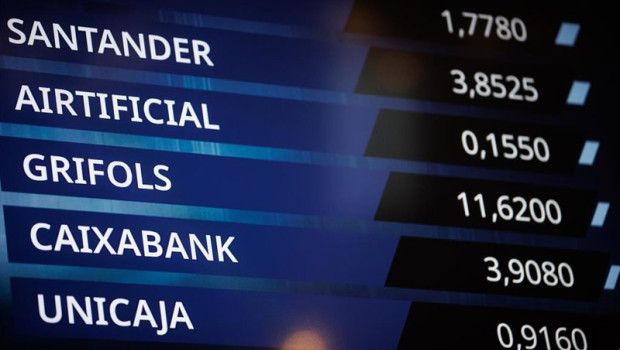 ep archivo   un panel en el palacio de la bolsa