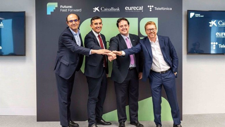 ep de izqda a dcha gonzalo alcabudilla director corporate banking caixabank marc riera presidente de ep de izqda a dcha gonzalo alcabudilla director corporate banking caixabank marc riera presidente de