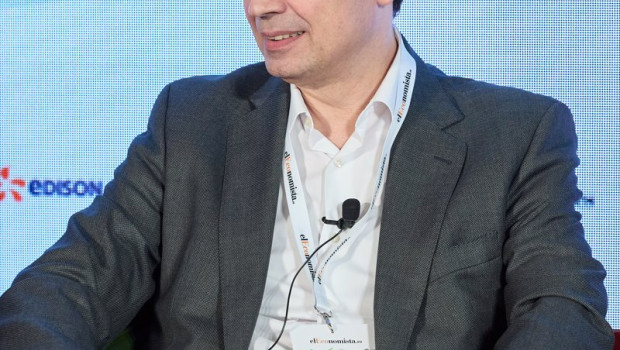 ep el consejero delegado de enagas arturo gonzalo aizpiri participa en el viii foro energetico de