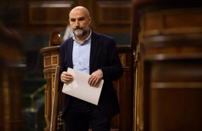 ep el diputado del bng en el congreso nestor rego en una sesion plenaria en el congreso ep el diputado del bng en el congreso nestor rego en una sesion plenaria en el congreso