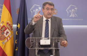 ep el portavoz del pnv en el congreso de los diputados aitor esteban ofrece una rueda de prensa en