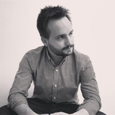El escritor Carlos Mayoral | LA VOZ DE LARRA / TWITTER ep escritor carlos mayoral
