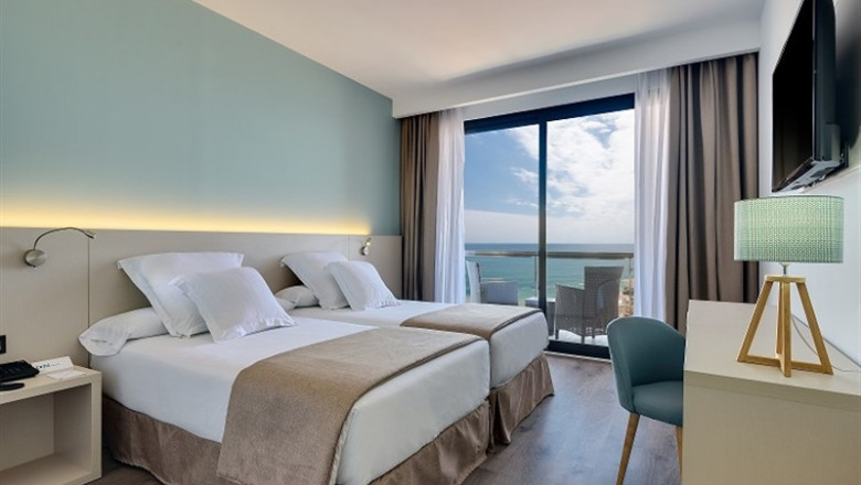EUROPA PRESS ep fwd notaprensa occidental fuengirola abrepuertas hoy nueva apertura hotelprimera lineamar renovado inversion 15 milloneseuros contrato alquiler malaga golf