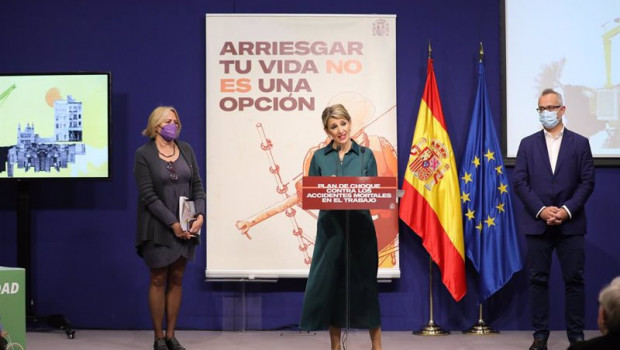 ep i d la directora general de la inspeccion de trabajo carmen collado la vicepresidenta segunda del