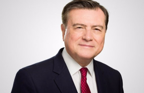 ep jose vinals presidente de standard chartered