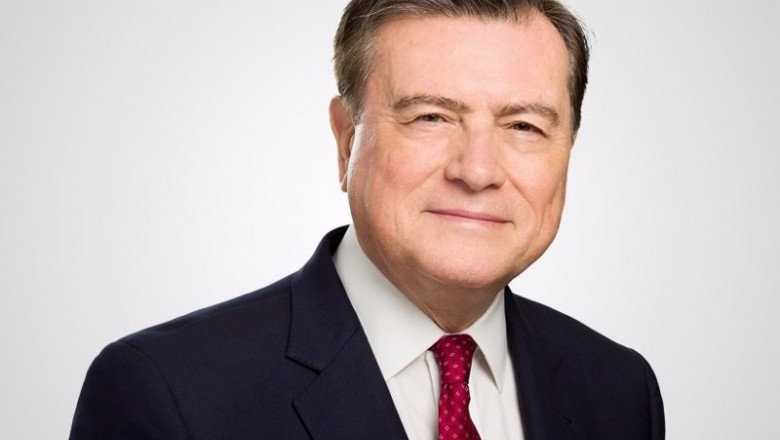 ep jose vinals presidente de standard chartered