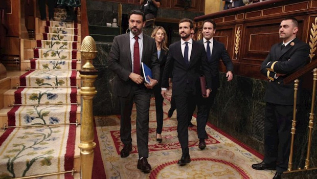 ep los diputados del pp guillermo mariscal i y pablo casado entran al congreso de los diputados