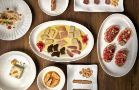 ep mesa con platos de atun de el campero madrid