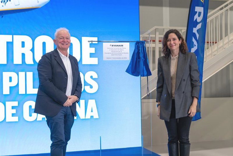 Ryanair inaugura un centro de formación de tripulaciones en Madrid de 130 millones