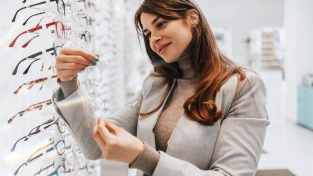 ep seur entra en el mercado del sector de la optica reforzando su posicionamiento en el segmento b2b