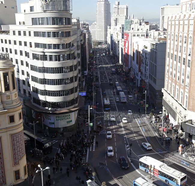 Tráfico, Madrid, cortes de tráfico por contaminación, coche, coches, vehículo | EUROPA PRESS - Archivo ep trafico madrid cortestraficocontaminacion coche coches vehiculo 20180531172211