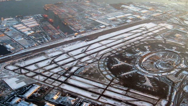 dl airport new york city newark liberty international new jersey usa us united states of america airline travel runway plane aircraft snow pd