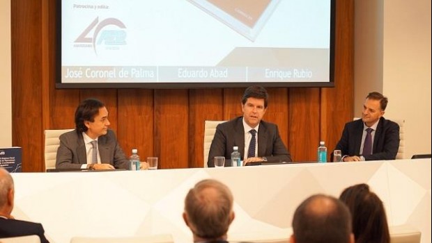 ep aelrgarrigues presentanlibroregimen fiscallas operacionesarre