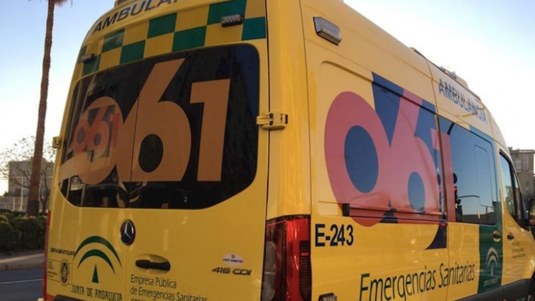 Ambulancia del servicio de emergencias sanitarias 061 | JUNTA DE ANDALUCÍA ep ambulancia del servicio de emergencias sanitarias 061