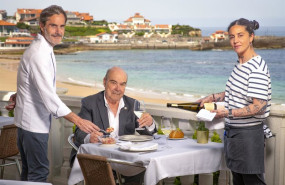 ep archivo antonio resines en restaurante con solete de la guia repsol ep archivo antonio resines en restaurante con solete de la guia repsol