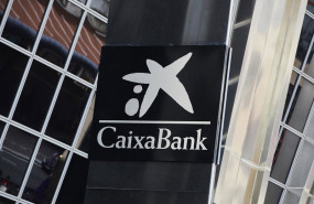 ep archivo el logo de caixabank en las torres kio en madrid espana ep archivo el logo de caixabank en las torres kio en madrid espana