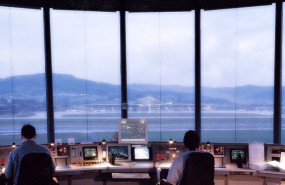 ep archivo   torre de control del aeropuerto de bilbao
