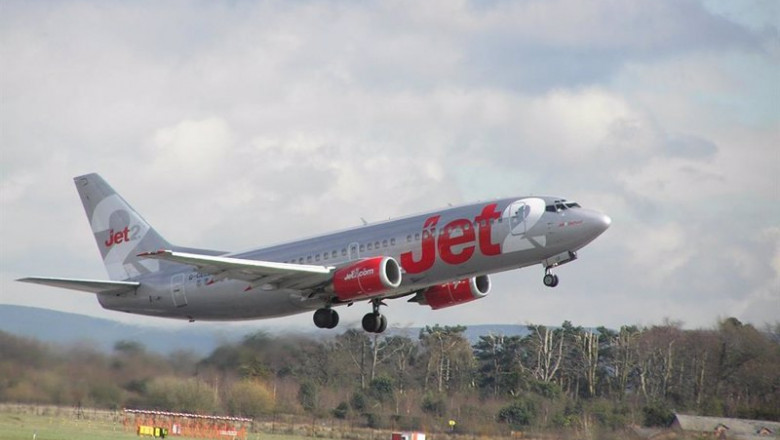 ep avion de la aerolinea jet2com