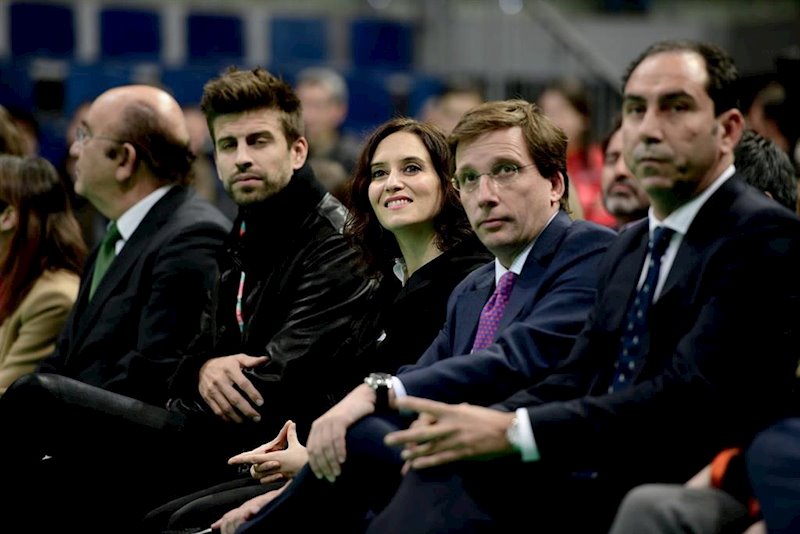 ep ayuso y almeida en la presentacion de la copa davis ep ayuso y almeida en la presentacion de la copa davis