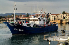 ep barco pesquero en san vicente de la barquera