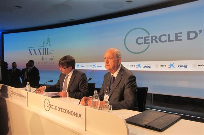 Carles Puigdemont (pte.Generalitat) Juan José Brugera (pte.Círculo de Economía) | EUROPA PRESS ep carles puigdemont ptegeneralitat juan jose brugera ptecirculoeconomia